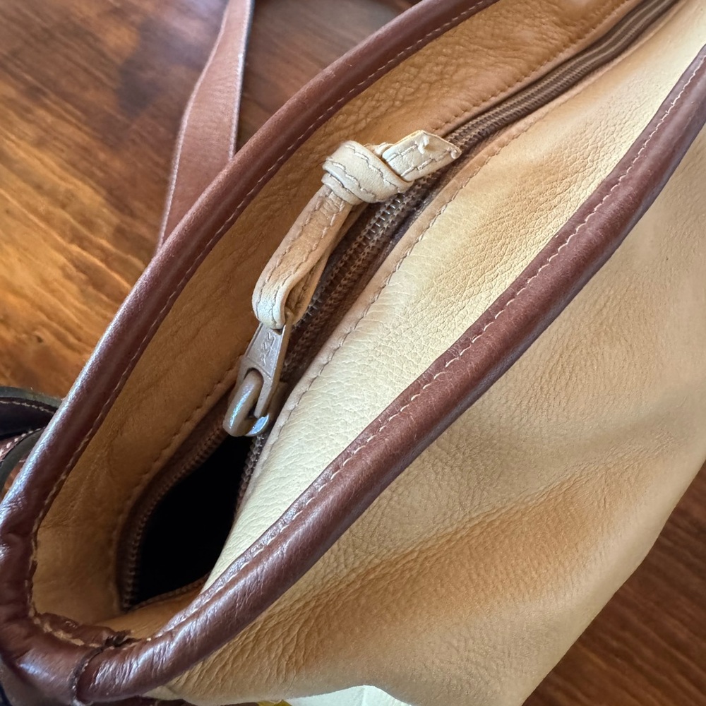 Desmo Italian Soft Leather Crossbody - Picture 11 of 15
